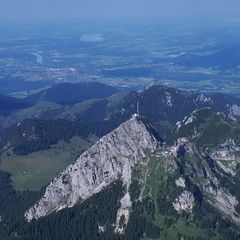 Flugwegposition um 14:55:33: Aufgenommen in der Nähe von Miesbach, Deutschland in 2216 Meter
